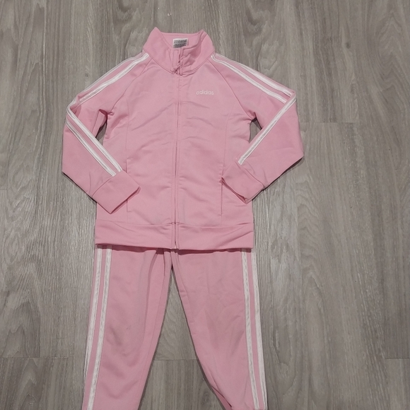 Adidas Girls Pink Tracksuit with White Stripes Size 5 - Picture 1 of 2